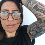 Laureata in lettere moderne, copywriter, blogger e giornalista effettua lezioni private